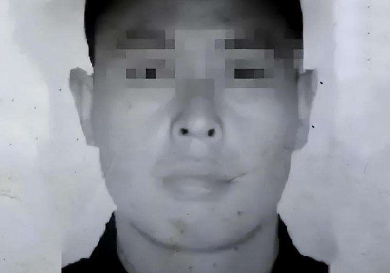 介绍关于Facebook的纪录片在微博上的相关讨论和分享