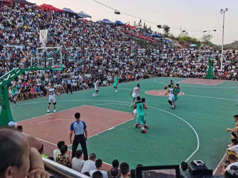 深入了解Facebook的气球计划和推广活动