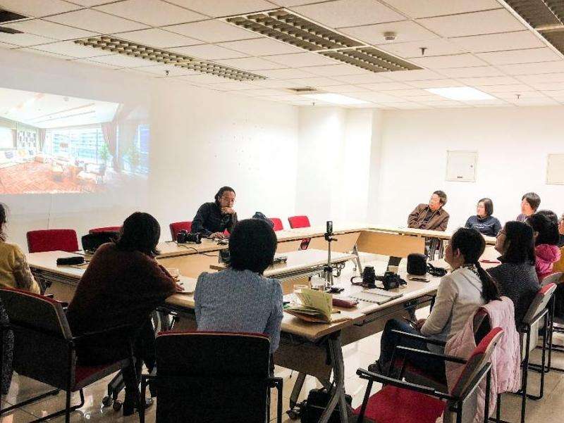 如何进行Facebook操作的培训和技巧学习