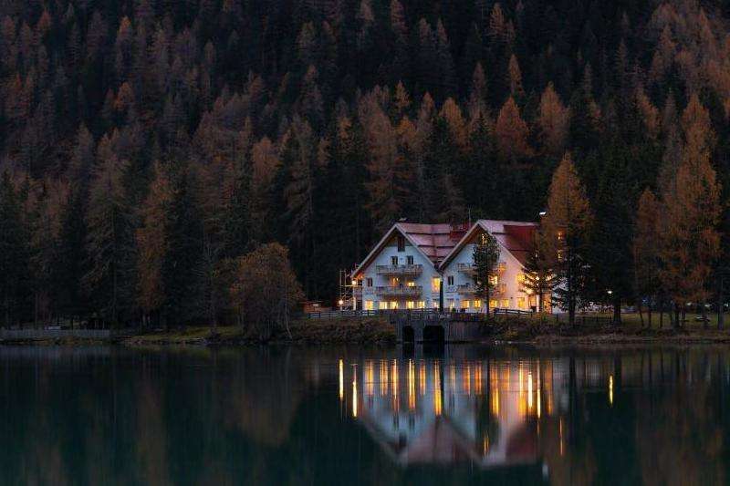 深入了解Facebook跨境群组的特点和运营